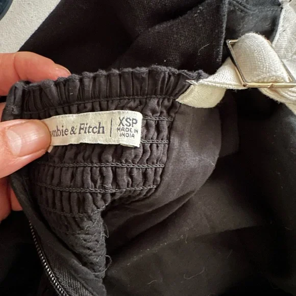 Abercrombie & Fitch Black and Cream Midi Dress - Picture 3 of 6